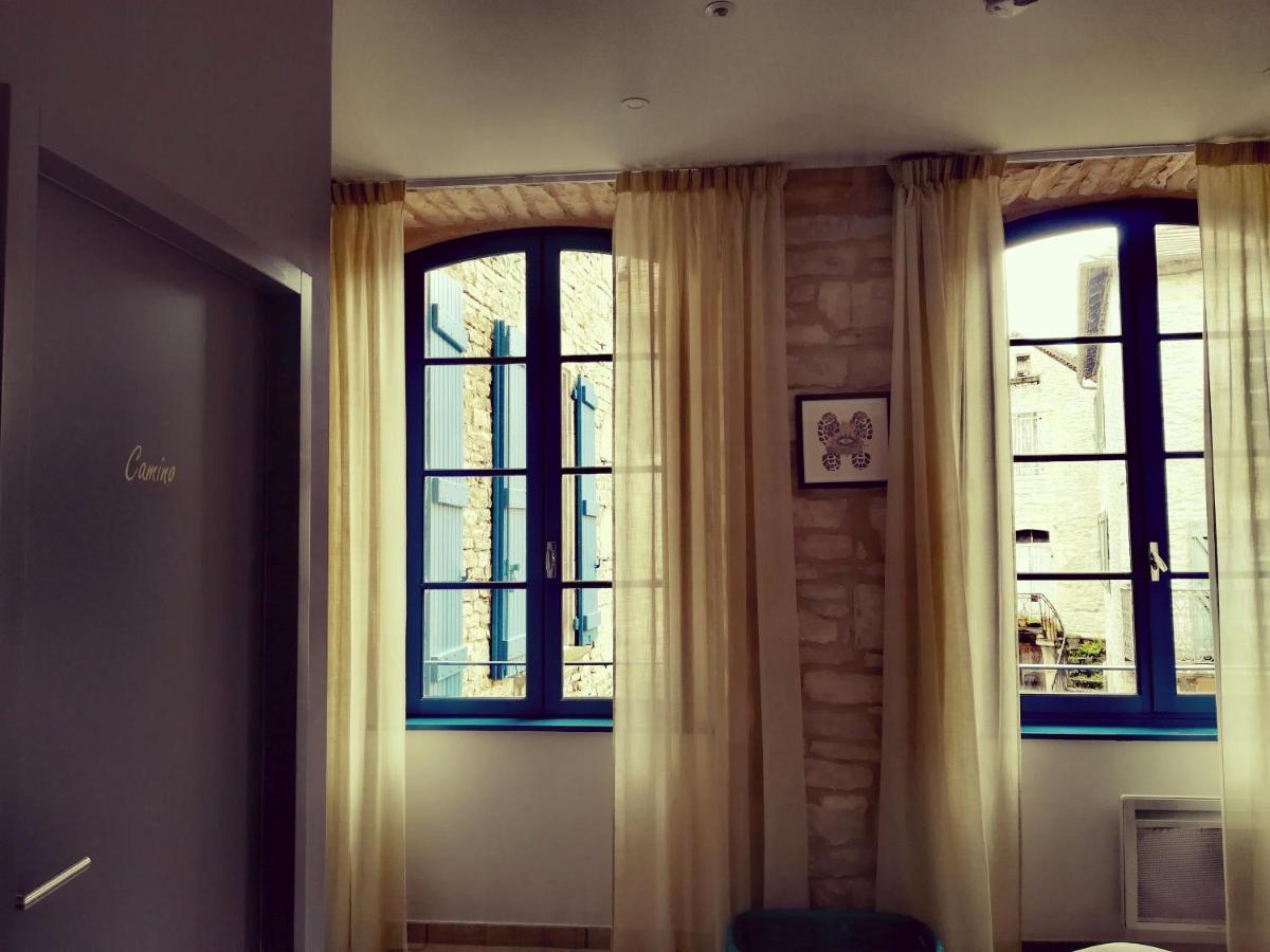 Gite La Maison Des Pelerins Villeneuve-dʼAveyron المظهر الخارجي الصورة